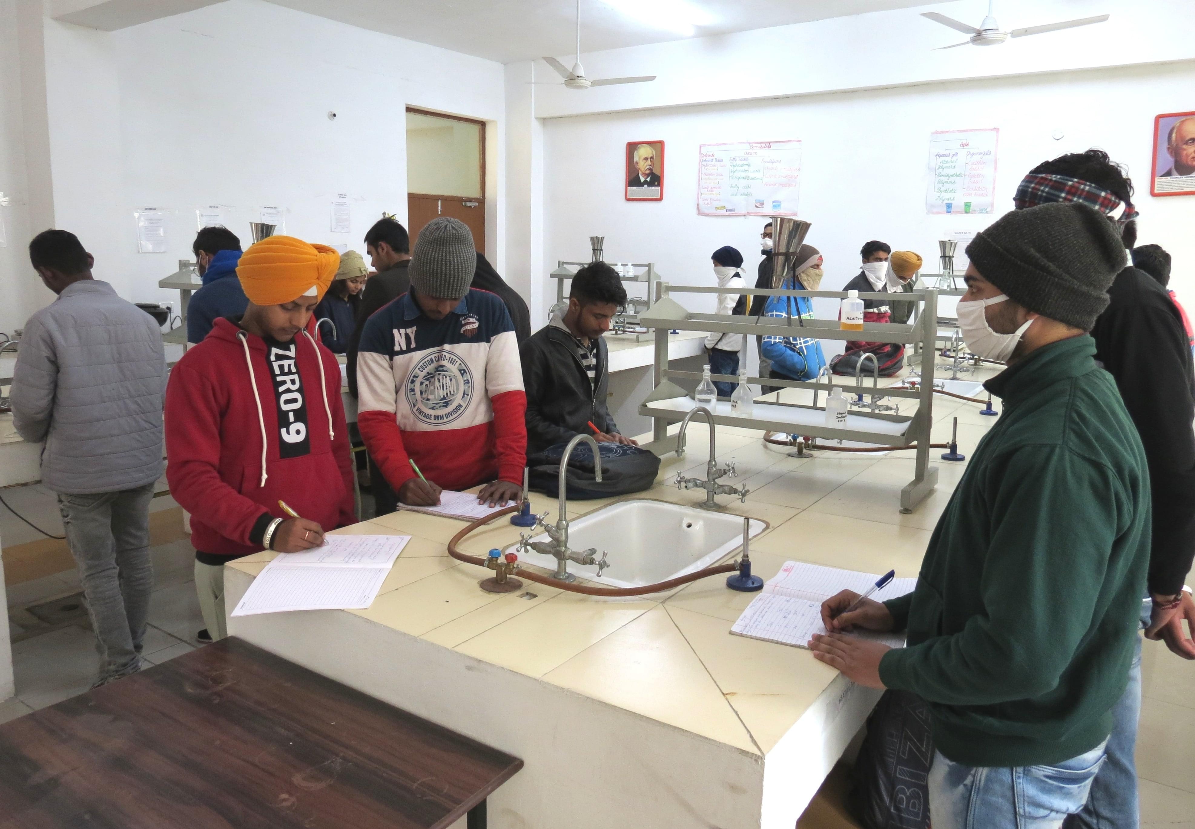 Global Research Institute of Pharmacy Yamuna Nagar Classroom photo 31