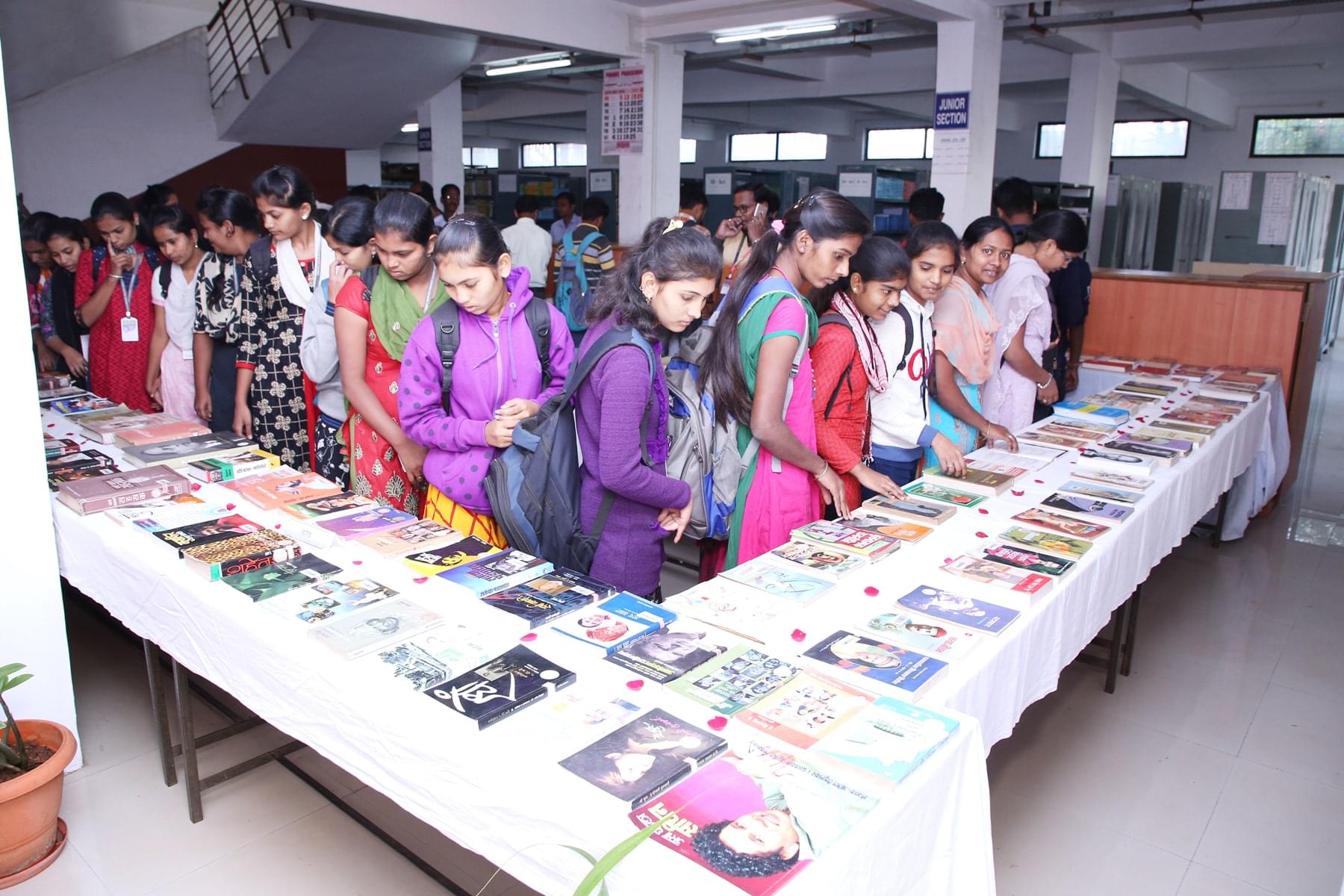 Sadguru Gadage Maharaj College Kalyan College Events photo 9