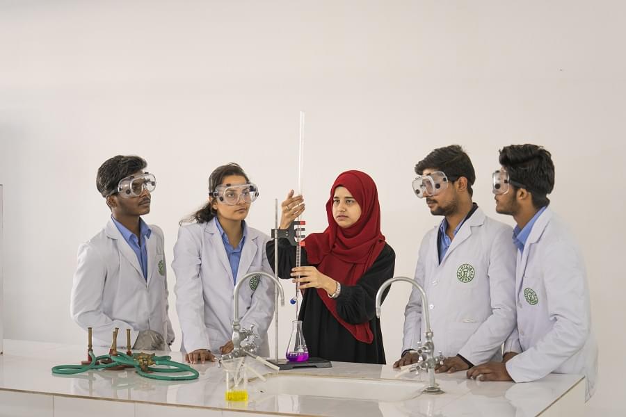 Hygia Institute of Pharmaceutical Education and Research Lucknow Laboratories photo 3