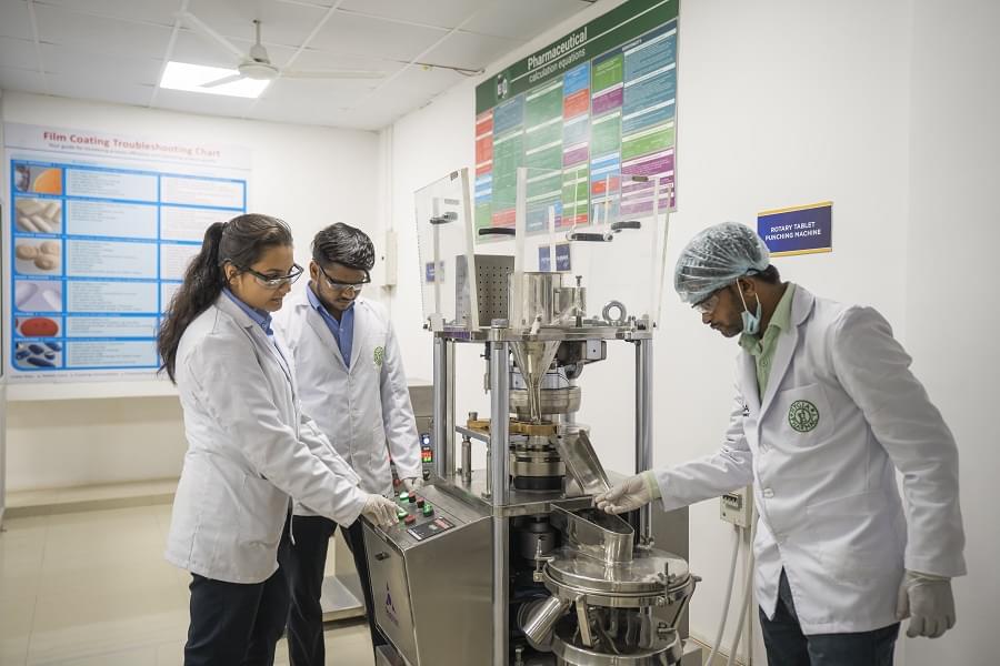 Hygia Institute of Pharmaceutical Education and Research Lucknow Laboratories photo 9