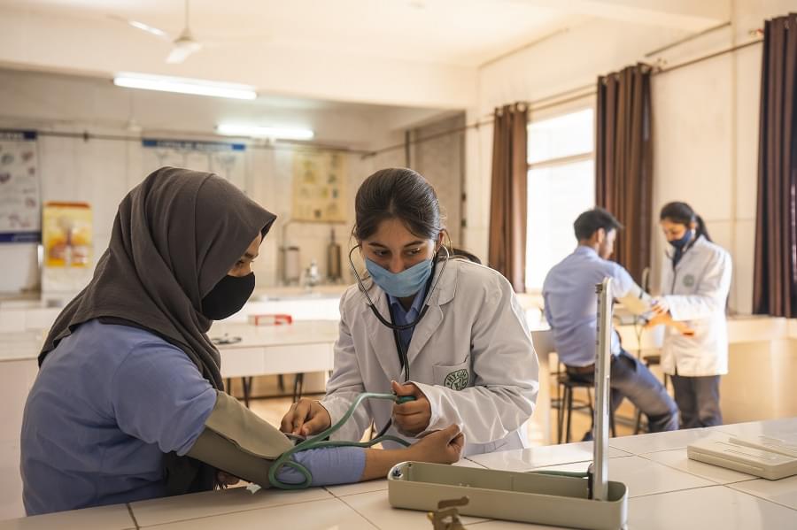 Hygia Institute of Pharmaceutical Education and Research Lucknow Laboratories photo 12