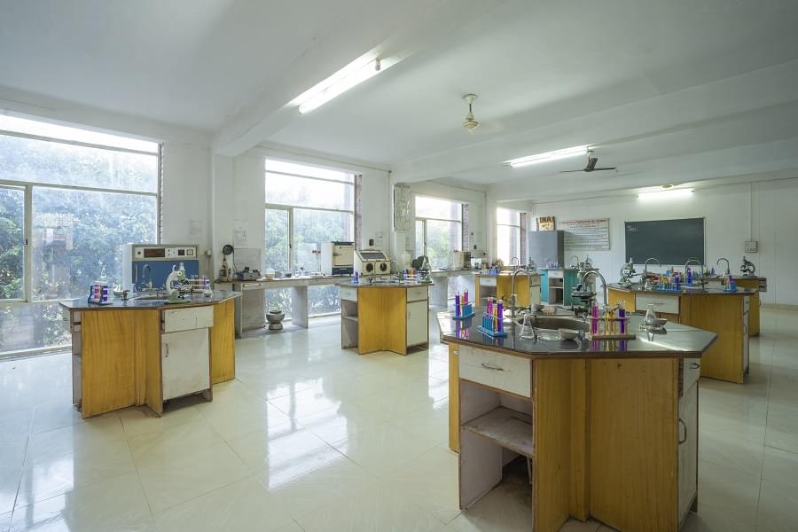 Hygia Institute of Pharmaceutical Education and Research Lucknow Laboratories photo 21