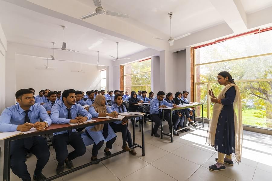 Hygia Institute of Pharmaceutical Education and Research Lucknow Classroom & Library photo 3