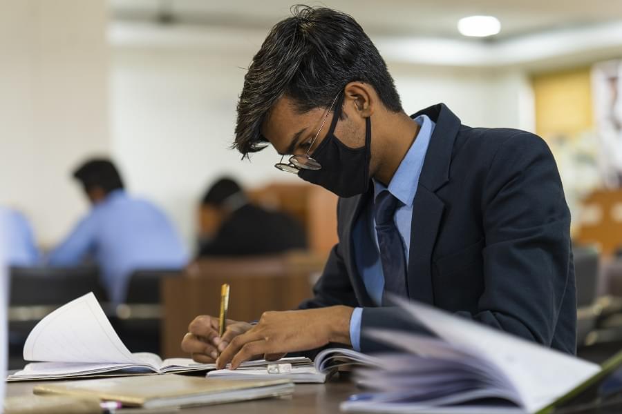 Hygia Institute of Pharmaceutical Education and Research Lucknow Classroom & Library photo 8