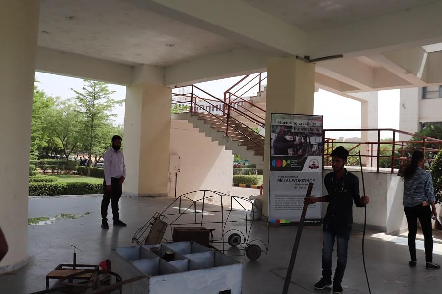 Centre for Design Excellence Jaipur Metal Workshop photo 1