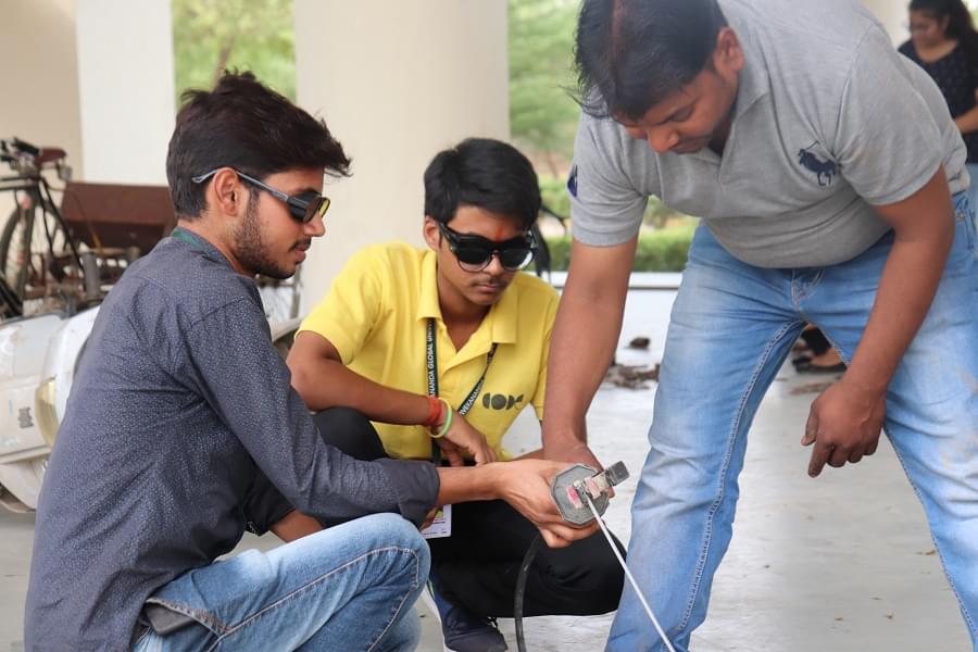 Centre for Design Excellence Jaipur Metal Workshop photo 16