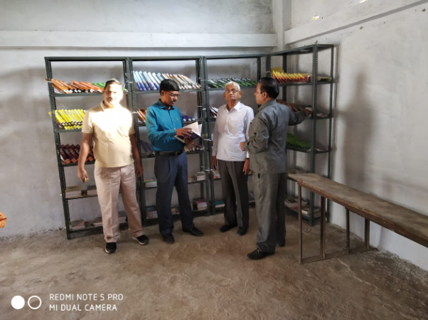 Shree Lakshman Singh Law College Mirzapur Academic Building photo 2