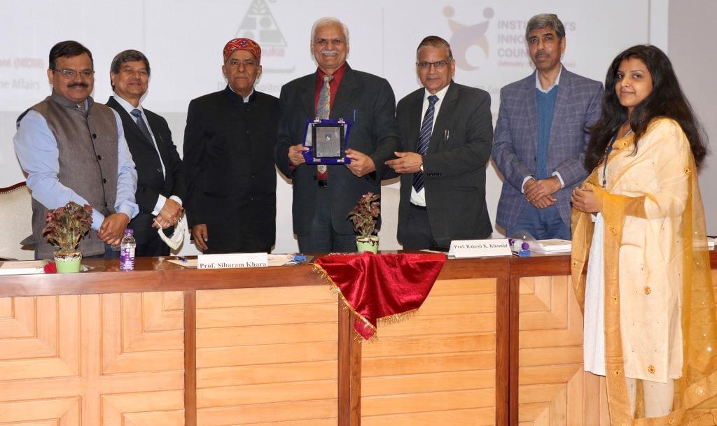 Sharda University, School of Agricultural Sciences Greater Noida Extra Curriculars photo 11