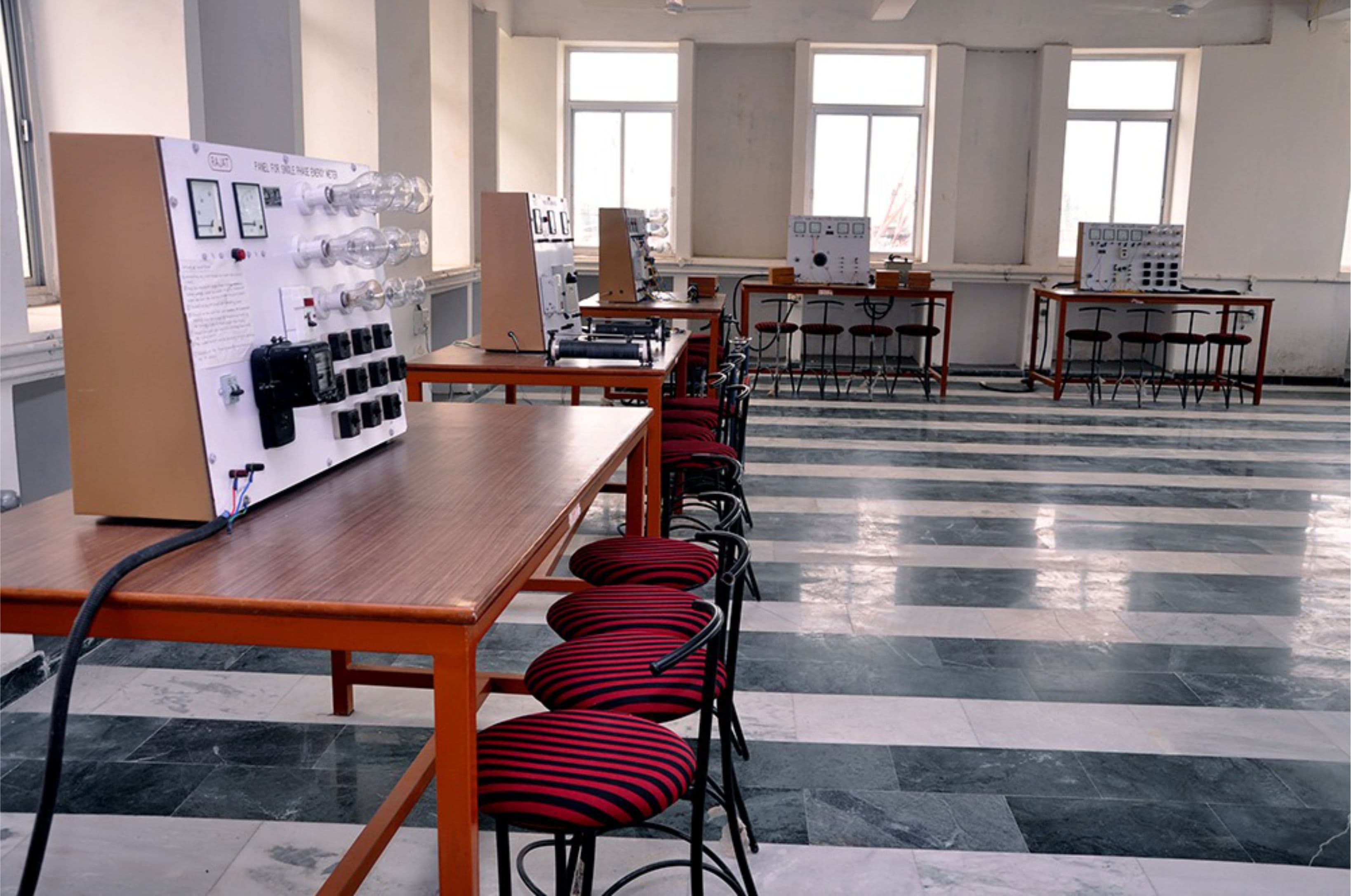 Ambalika Institute of Professional Studies Lucknow Campus photo 4