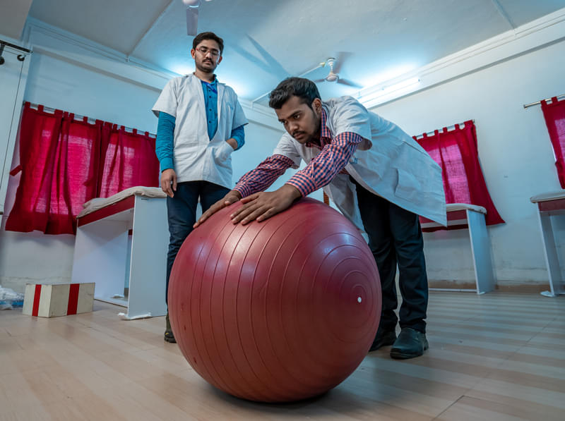 Brainware University Kolkata Labs photo 52