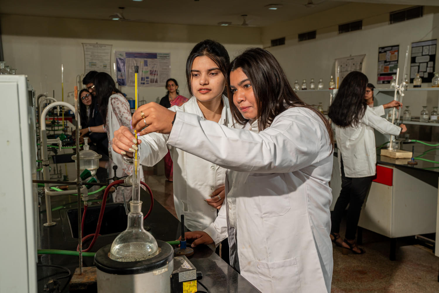 K.R. Mangalam University Gurugram Academic Building photo 7