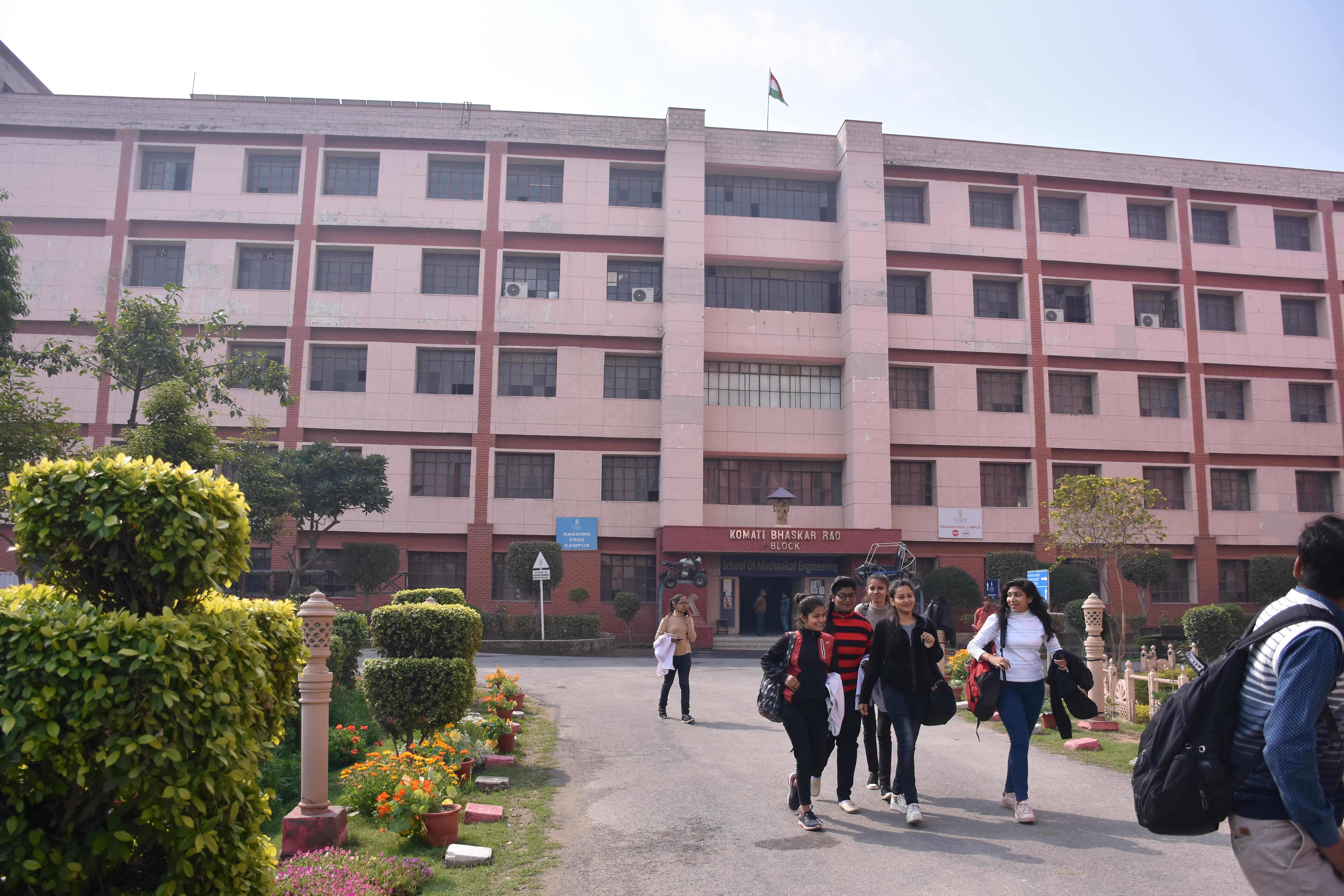 Lingaya's Vidyapeeth Faridabad Infrastructure photo 4