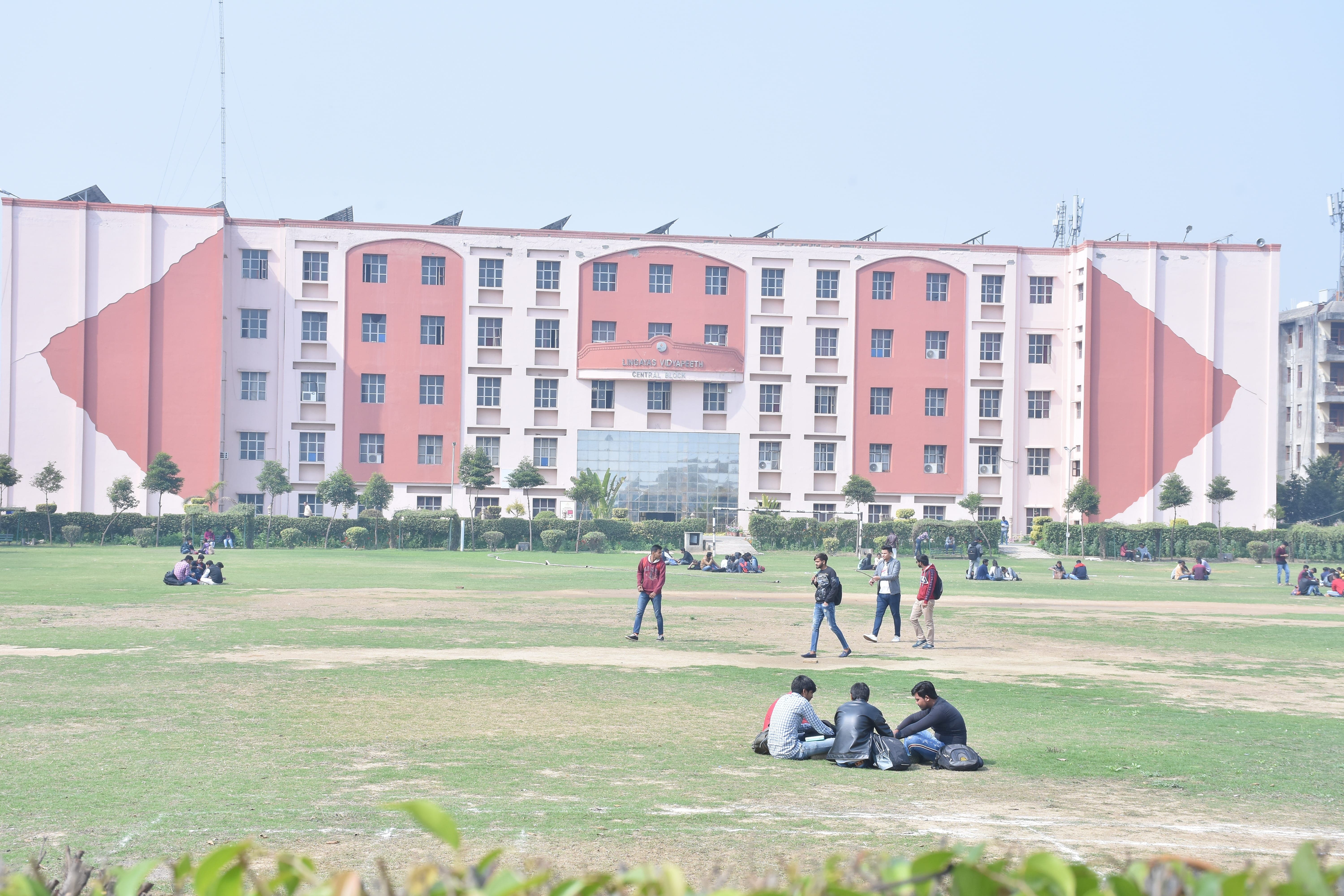 Lingaya's Vidyapeeth Faridabad Infrastructure photo 11
