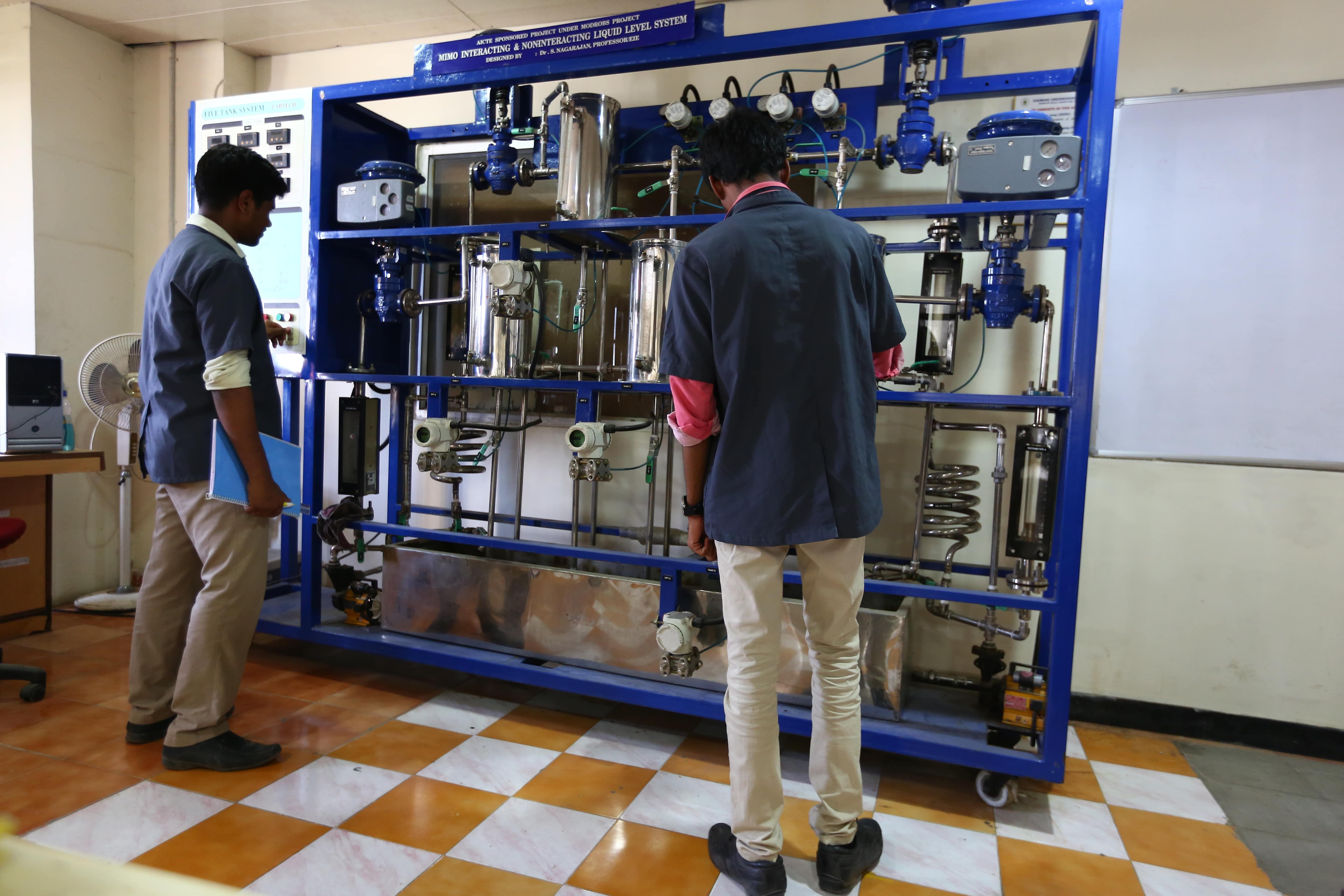 SRM Easwari Laboratories photo 5