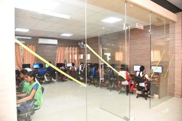 K Ramakrishnan College of Technology Tiruchirappalli hostel photo 9