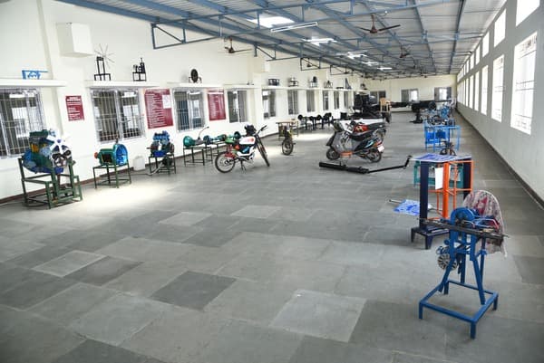 K Ramakrishnan College of Technology Tiruchirappalli hostel photo 13