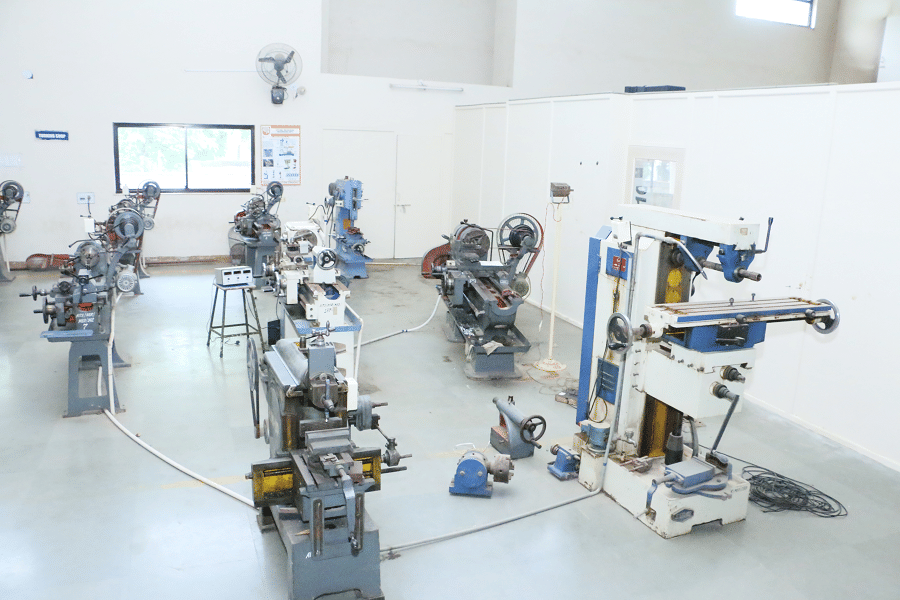 Atmiya University Rajkot Workshop photo 5