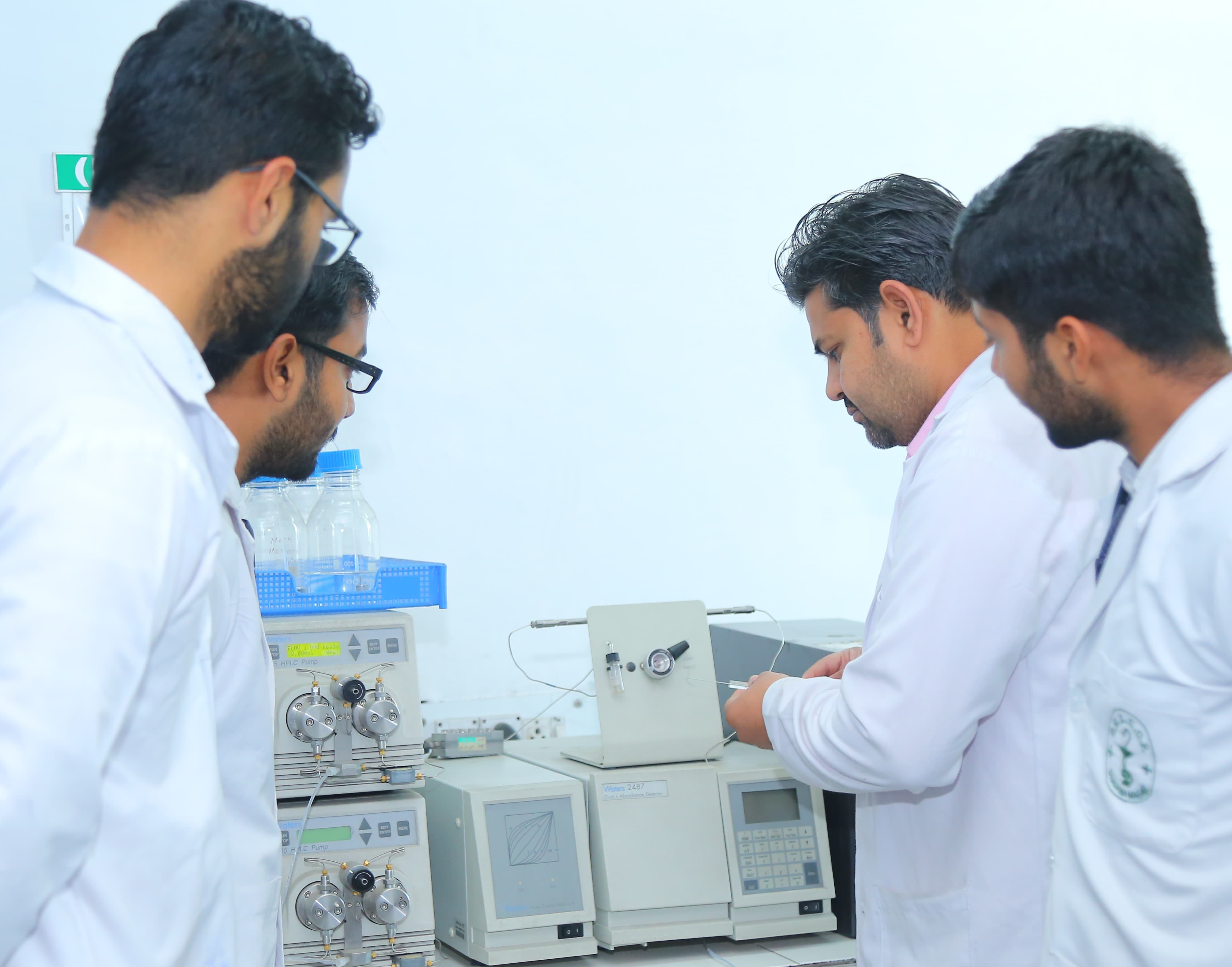 Guru Gobind Singh College of Pharmacy Yamuna Nagar Laboratory photo 2
