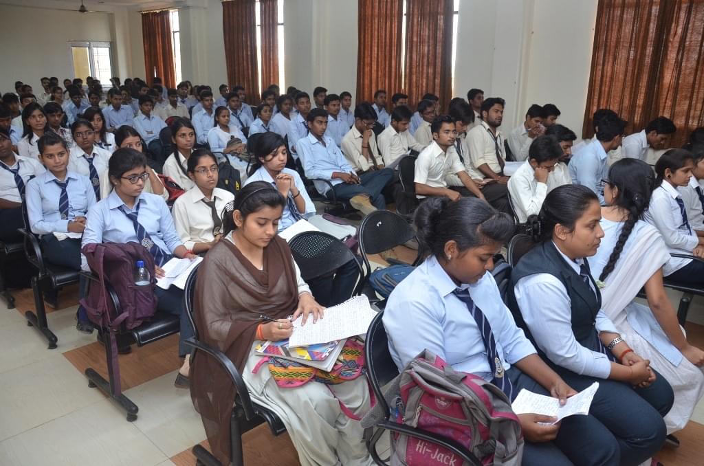 Goel Institute of Pharmacy & Sciences Lucknow College events photo 10