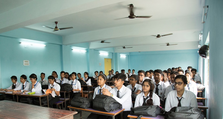 Kingston Educational Institute Kolkata Moot Court photo 3