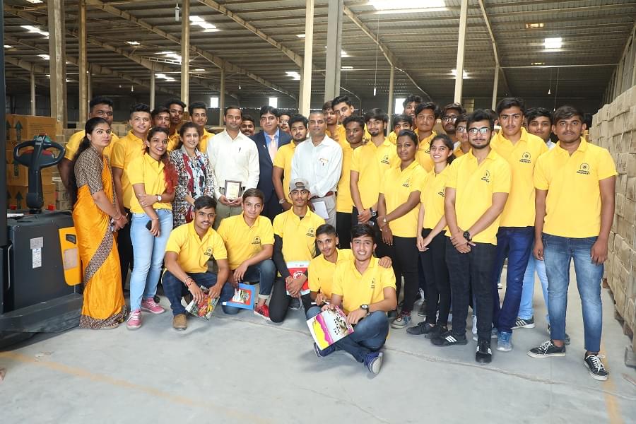 Radiant Institute of Management & Science Indore Patanjali Warehouse Visit photo 8