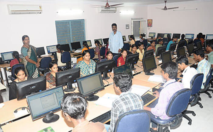 Suvidha College Mehsana Computer Lab photo 4