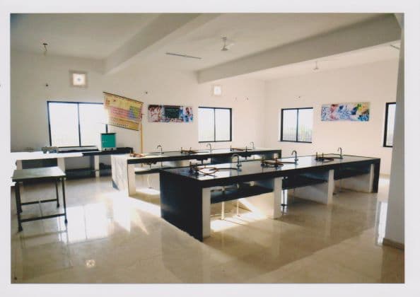 Arihant College of Pharmacy Ahmednagar Infrastructure photo 2