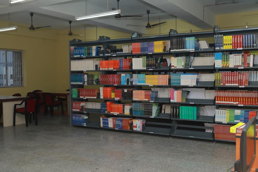 Guru Nanak Institute of Hotel Management Kolkata Library photo 2