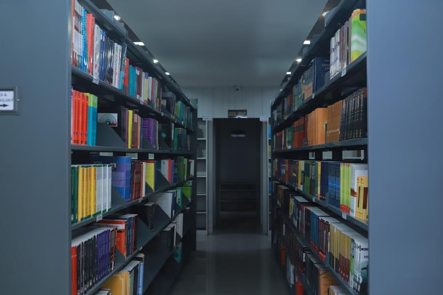 Guru Nanak Institute of Hotel Management Kolkata Library photo 8