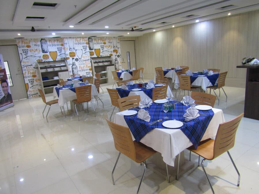 Guru Nanak Institute of Hotel Management Kolkata F&B Service photo 4