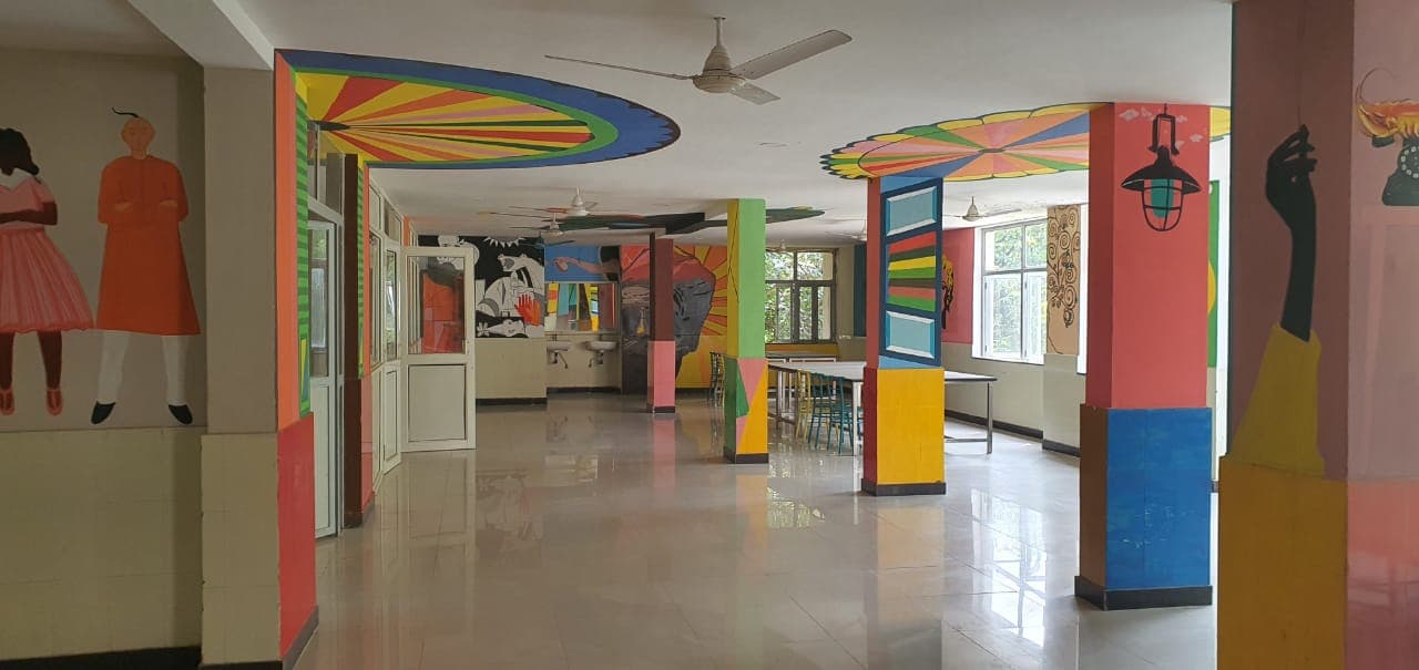 ITM SLS Baroda University College campus photo 20