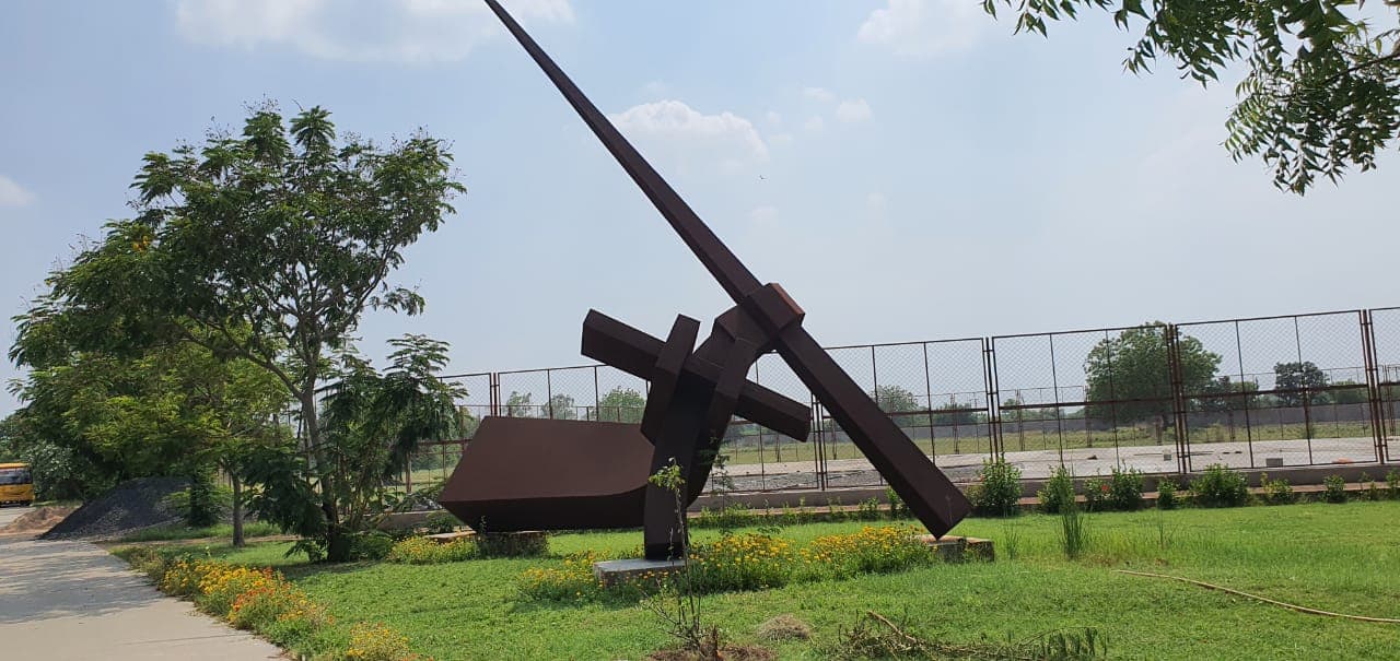 ITM SLS Baroda University College campus photo 13