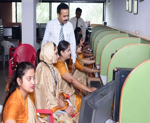 Motiwala College of Educational Sciences Nashik College Campus photo 4