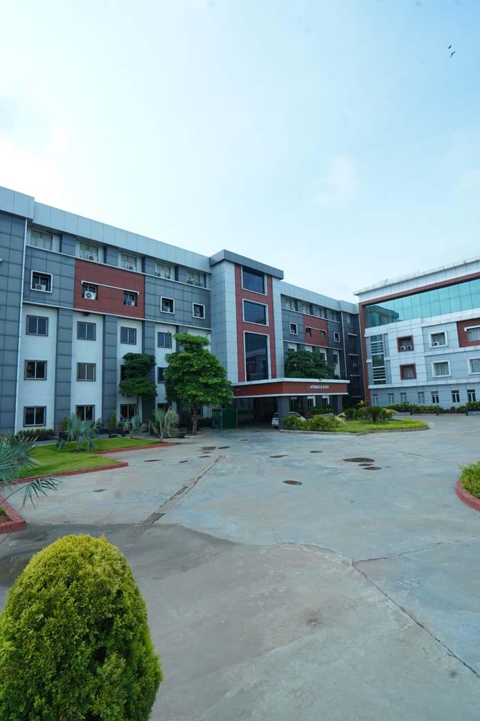 IARE College building photo 5