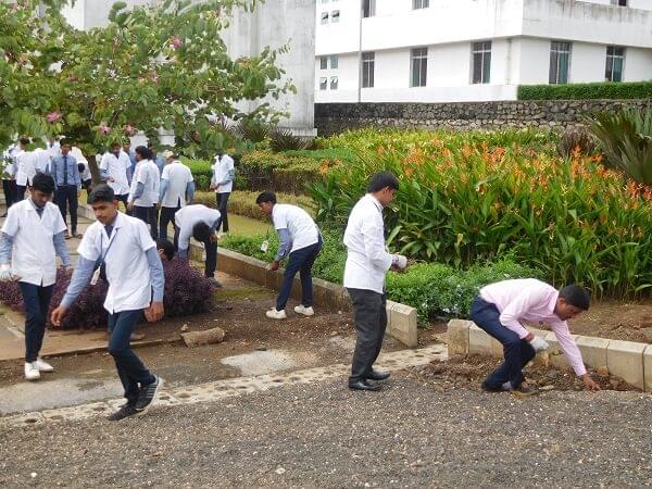SMBT Institute of D.Pharmacy Nashik College Events and activities photo 15