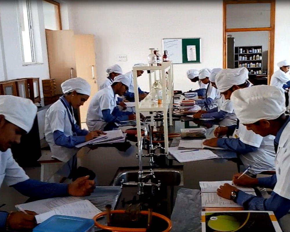 SMBT Institute of D.Pharmacy Nashik Sports and events photo 3