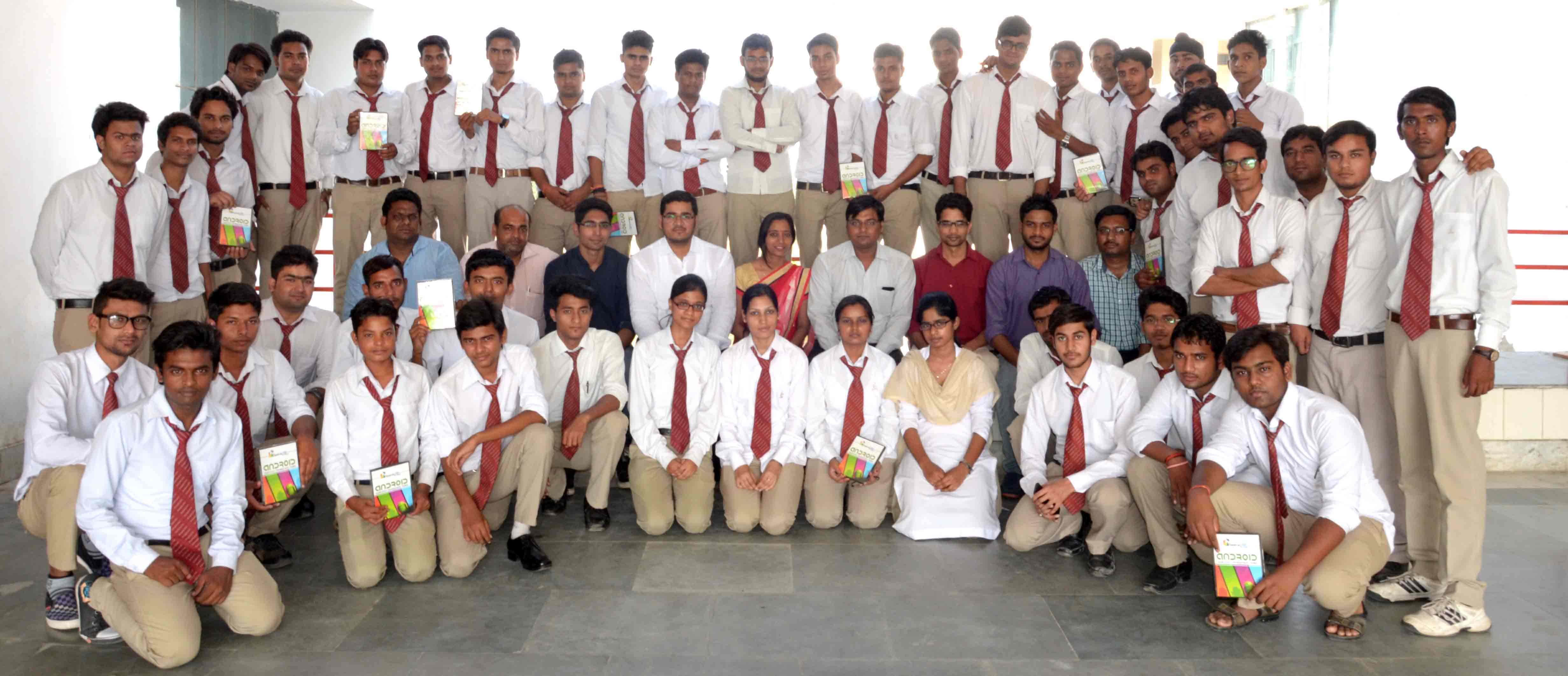 Mangalayatan University, Institute of Engineering and Technology Aligarh College campus photo 3