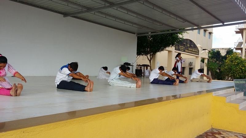 Vallabh Budhi Polytechnic Navsari Yoga Day photo 3