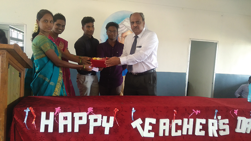 GRT College of Education Tirutani Teacher Day Festival photo 3