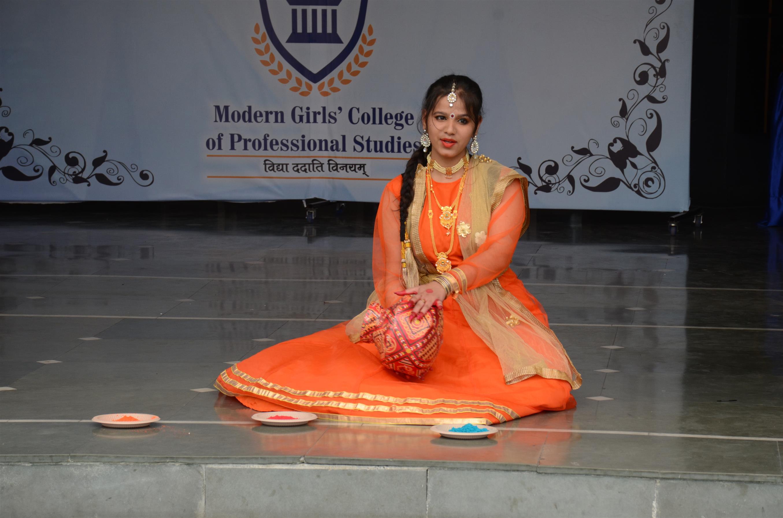 Modern Girls' College of Professional Studies Lucknow Events photo 9