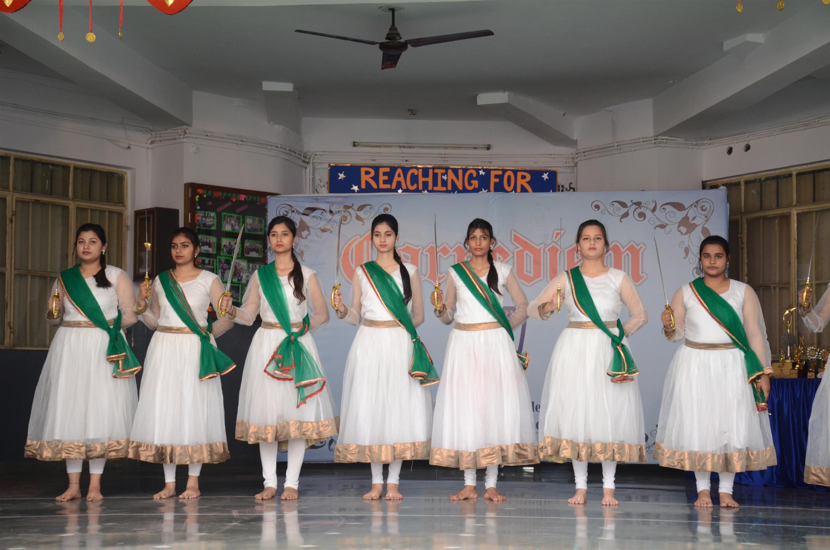 Modern Girls' College of Professional Studies Lucknow Events photo 11