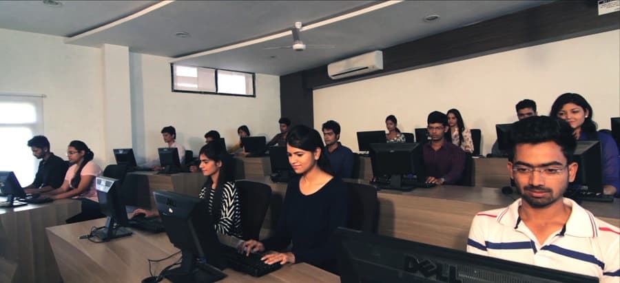 Sri Aurobindo Institute of Pharmacy Indore Campus Life photo 13