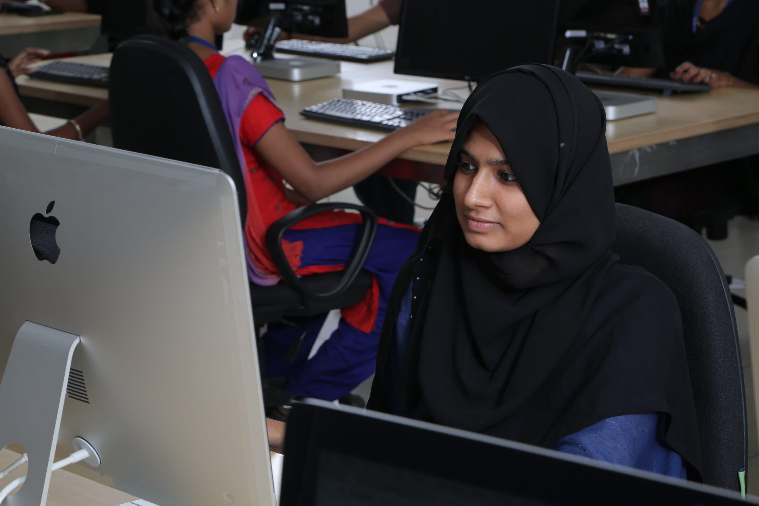 Sona Medical College of Naturopathy and Yoga Salem College labs and classroom photo 3