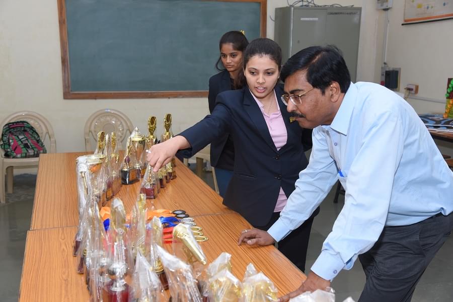 Cummins College Of Engineering For Women Nagpur Technical Event photo 6