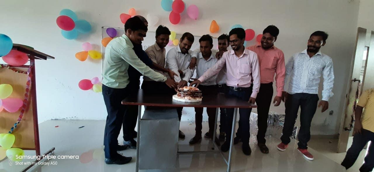 R.K. Group of Institutions Bareilly Teachers Day Celebration photo 6