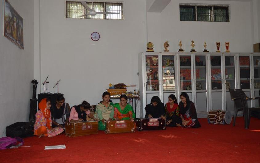 Bhag Singh Hayer Khalsa College for Women Abohar Campus photo 16