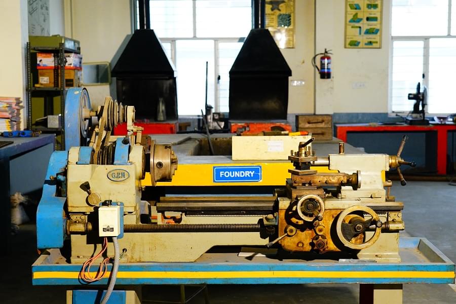 CMR Technical Campus Hyderabad Labs photo 12