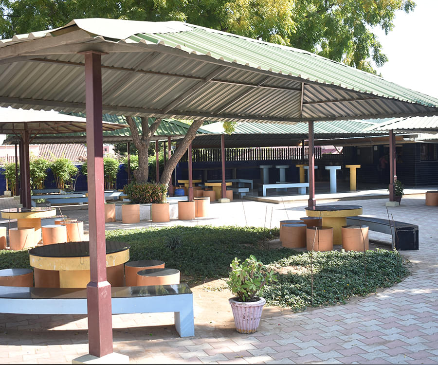 Saffrony Institute of Technology & S.P.B. Patel Engineering College Ahmedabad Campus photo 7