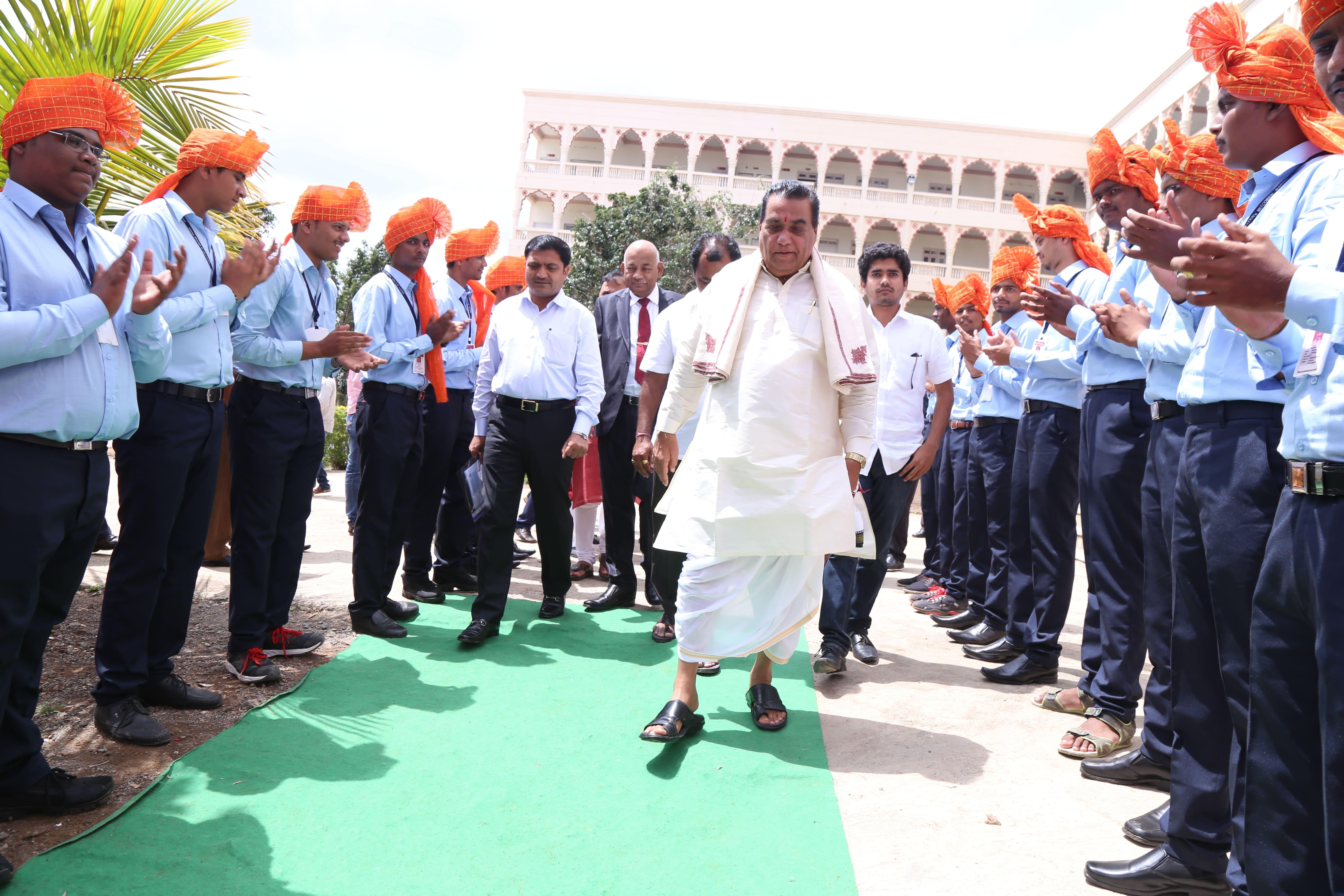 Maeer's MIT College of Railway Engineering and Research Barshi College gallery photo 10