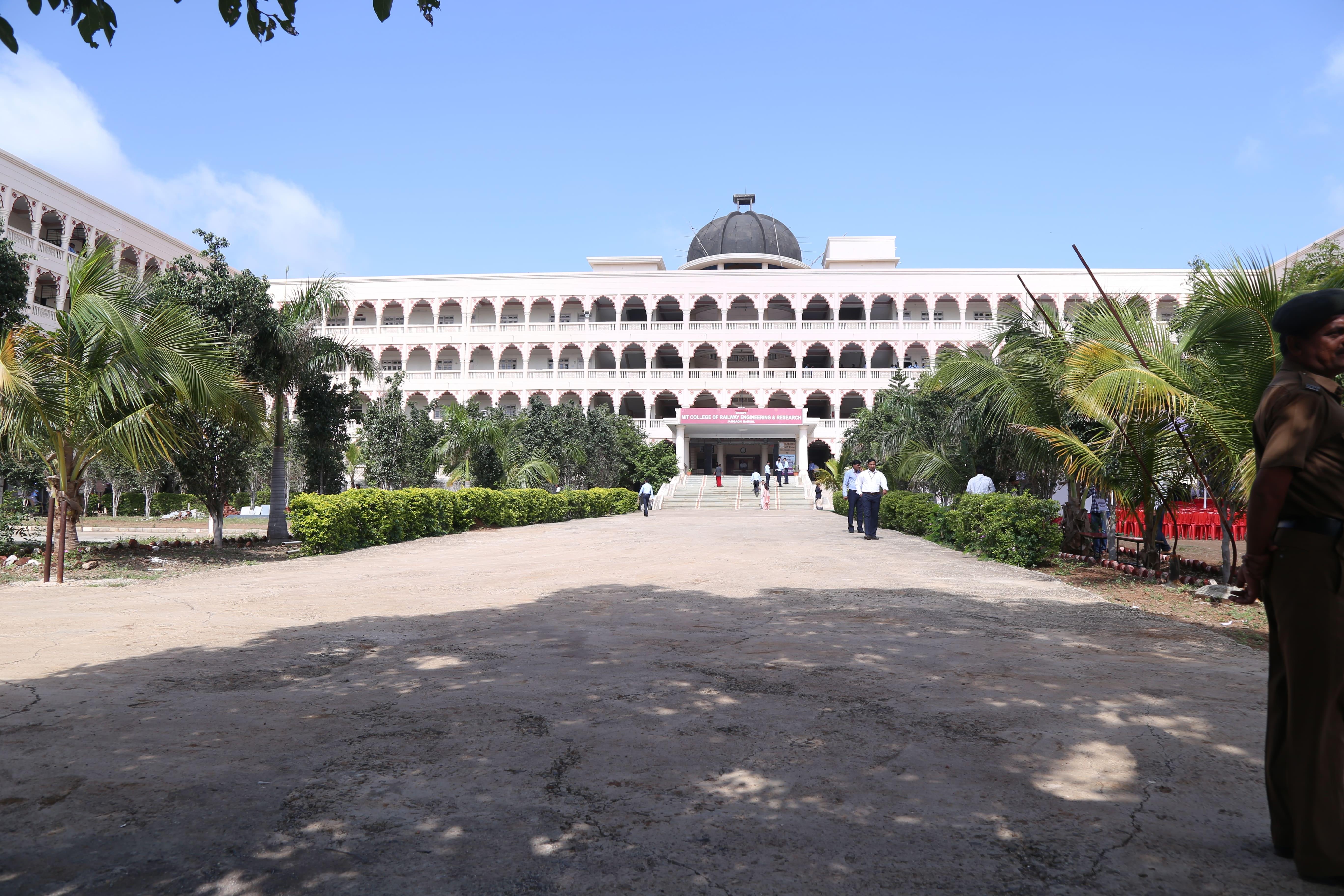 Maeer's MIT College of Railway Engineering and Research Barshi Picture gallery photo 13
